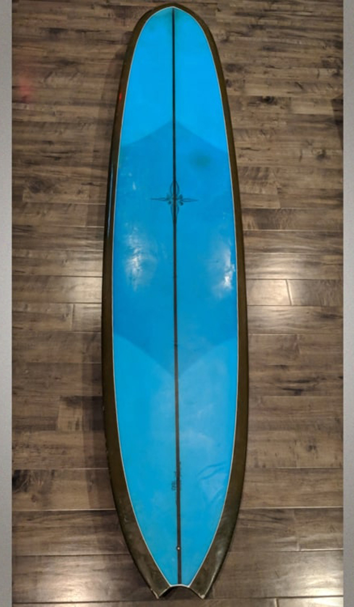 Ryan Burch：9'5 moontail down nose noserider  